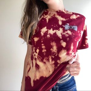 University of SC Bow Tie Acid Wash Tee🐓❤️